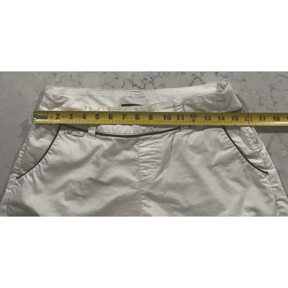 VTG Oakley Shorts Womens‎ 10 White Golf Flat Front Belted Piped Casual Logo Y2K